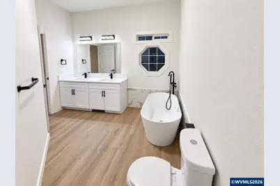 9312 N Polk Av, Portland, OR 97203 - Photo 39