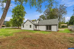 4473 Hwy Us-20, Sweet Home, OR 97386 - Photo 29