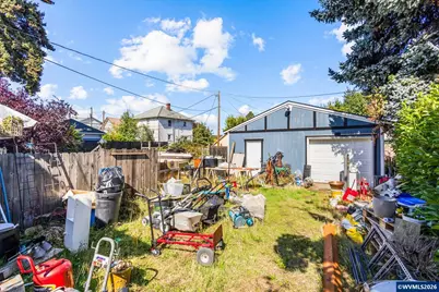 317 SE 4th Av, Albany, OR 97321 - Photo 31