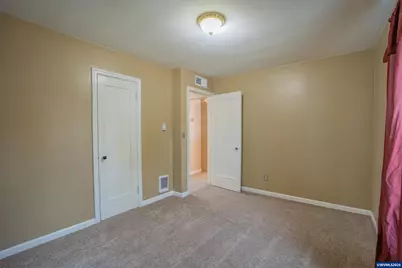 835 7th Av, Sweet Home, OR 97361 - Photo 15