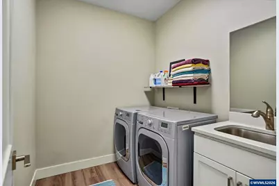 1448 Broadway Av N, Monmouth, OR 97361 - Photo 25