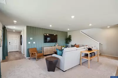 1501 Aspen St, Woodburn, OR 97071 - Photo 9
