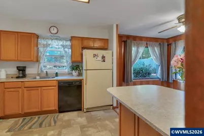239 Moonlight Av SE, Salem, OR 97302 - Photo 23