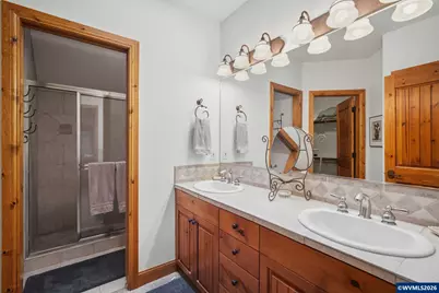 57414 Sun Eagle Ln, Sunriver, OR 97707 - Photo 17