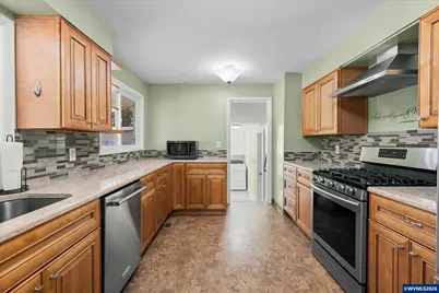 625 Larry Av N, Keizer, OR 97303 - Photo 17