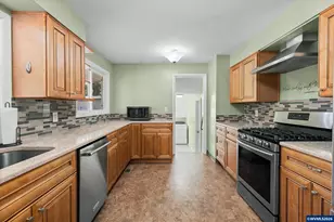 625 Larry Ave N, Keizer, OR 97303 - Photo 17