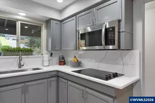 1205 Crowley Ave SE, Salem, OR 97302 - Photo 9
