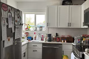390 S 7th St, Lebanon, OR 97355 - Photo 7