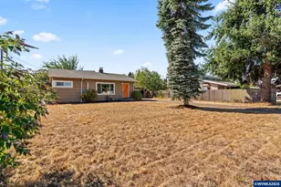 2250 Devos St, Eugene, OR 97402 - Photo 7