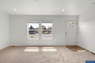 1527 NW 3rd St, McMinnville, OR 97128 - Photo 3