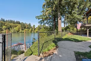 24649 Butteville Rd NE, Aurora, OR 97002 - Photo 33