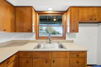 665 Dian Av NW, Salem, OR 97304 - Photo 15