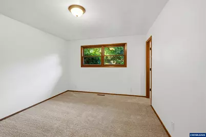 665 Dian Av NW, Salem, OR 97304 - Photo 29