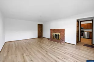 665 Dian Ave NW, Salem, OR 97304 - Photo 9
