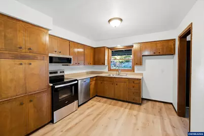 665 Dian Av NW, Salem, OR 97304 - Photo 13