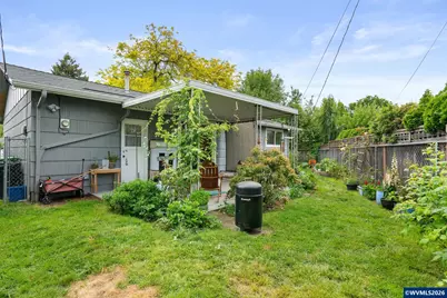 1153 Dellmoor Wy, Woodburn, OR 97071 - Photo 29