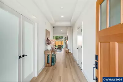 851 W Washington St, Carlton, OR 97111 - Photo 3