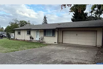411 NE 3rd St, Willamina, OR 97396 - Photo 1