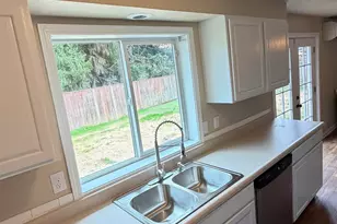 411 NE 3rd St, Willamina, OR 97396 - Photo 7