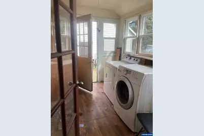 130 Lombard St, Falls City, OR 97344 - Photo 11