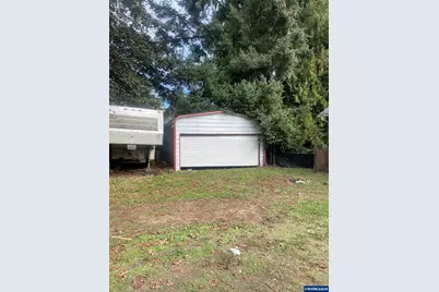 130 Lombard St, Falls City, OR 97344 - Photo 25