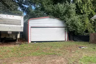 130 Lombard St, Falls City, OR 97344 - Photo 25