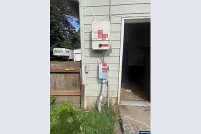 130 Lombard St, Falls City, OR 97344 - Photo 21