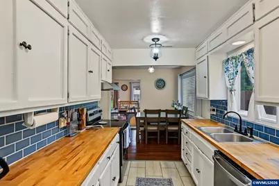780 Clay St E, Monmouth, OR 97361 - Photo 13