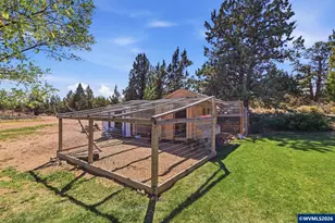 23525 Bear Creek Rd, Bend, OR 97701 - Photo 47