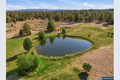 23525 Bear Creek Rd, Bend, OR 97701 - Photo 29