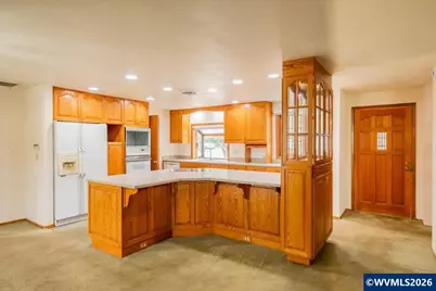 2105 NW 29th St, Corvallis, OR 97330 - Photo 9