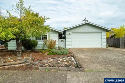 2105 NW 29th St, Corvallis, OR 97330 - Photo 3