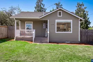 328 9th Ave, Sweet Home, OR 97386 - Photo 1