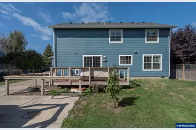 327 Broad St S, Monmouth, OR 97361 - Photo 31