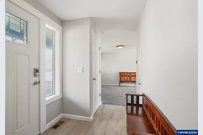 327 Broad St S, Monmouth, OR 97361 - Photo 3