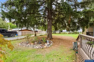 1606 11th St, Sweet Home, OR 97386 - Photo 31