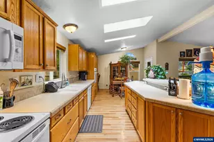 1606 11th St, Sweet Home, OR 97386 - Photo 23
