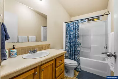 1606 11th St, Sweet Home, OR 97386 - Photo 9