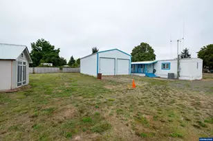 37180 Pony Rd, Lebanon, OR 97355 - Photo 17