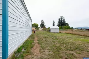 37180 Pony Rd, Lebanon, OR 97355 - Photo 19