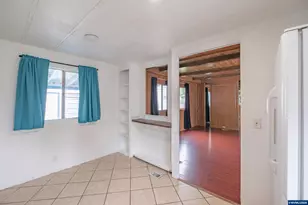 37180 Pony Rd, Lebanon, OR 97355 - Photo 7