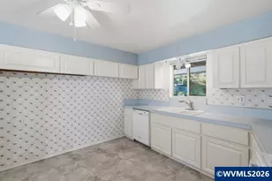 724 South Nebergall Lp NE, Albany, OR 97321 - Photo 11