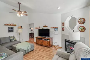 3020 20th Av SE, Albany, OR 97322 - Photo 15