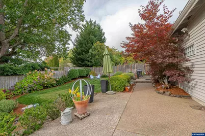 3918 NW Sitka Pl, Corvallis, OR 97330 - Photo 3