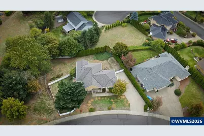 2408 SW Oakwood Dr, Dallas, OR 97338 - Photo 23