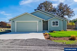 3685 Green River Rd, Sweet Home, OR 97386 - Photo 1