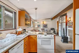2505 NW Pendleton Pl, Corvallis, OR 97330 - Photo 9
