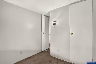 10882 Oak St NE, Donald, OR 97020 - Photo 15
