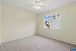 834 Van Buren Dr NW, Salem, OR 97304 - Photo 23