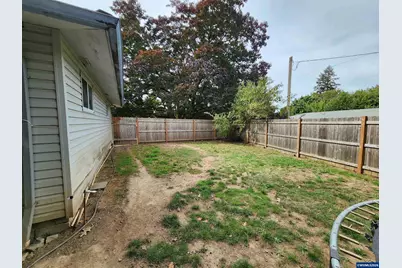 5090 Windsor Island Rd N, Keizer, OR 97303 - Photo 19